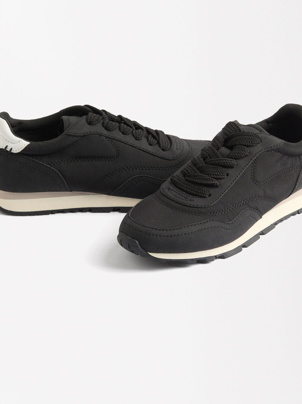 Sapatilhas combinadas nylon