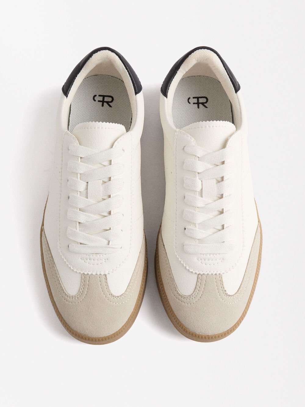 Sapatilhas contraste