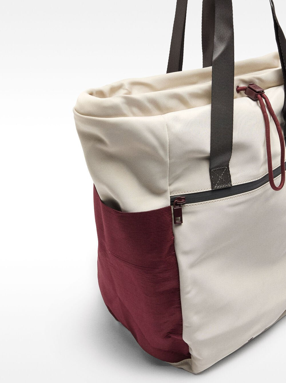 Mochila de nylon com franzido