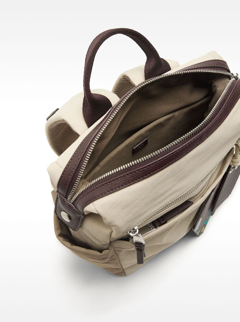 Mochila de nylon com penduro