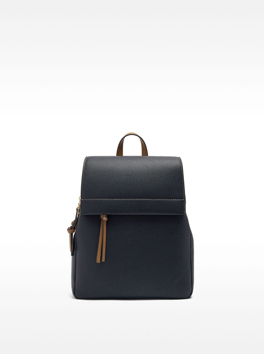 Mochila com fecho de aba