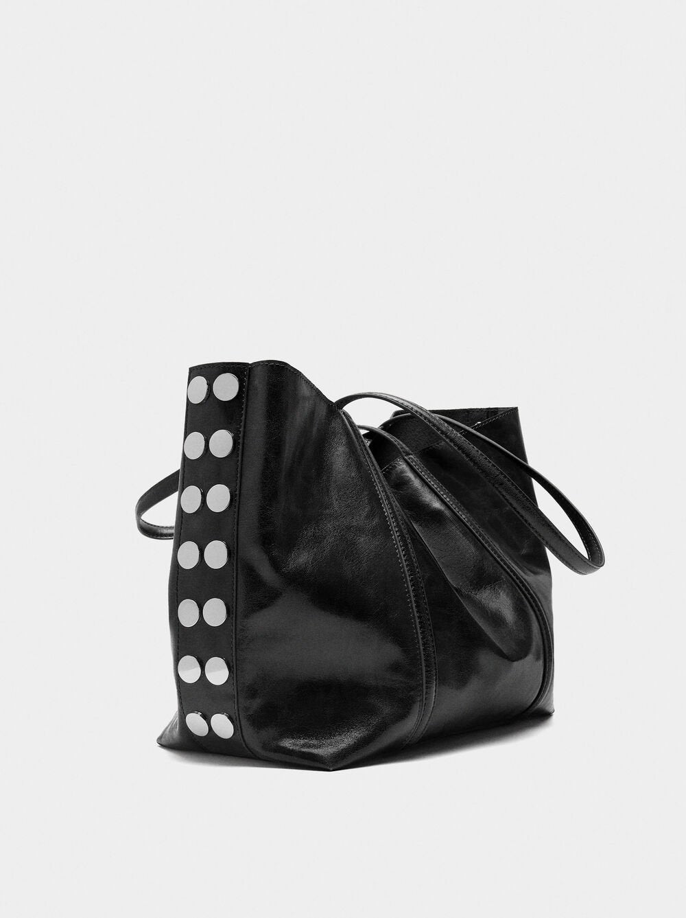 Mala shopper de pele com tachas