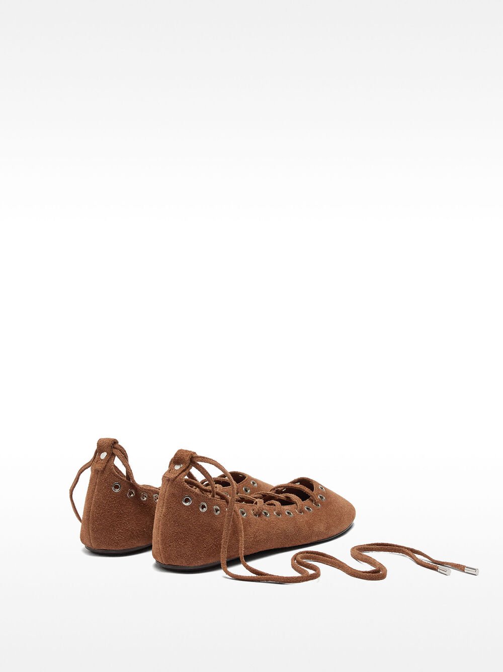 Sabrinas de pele com tiras cruzadas