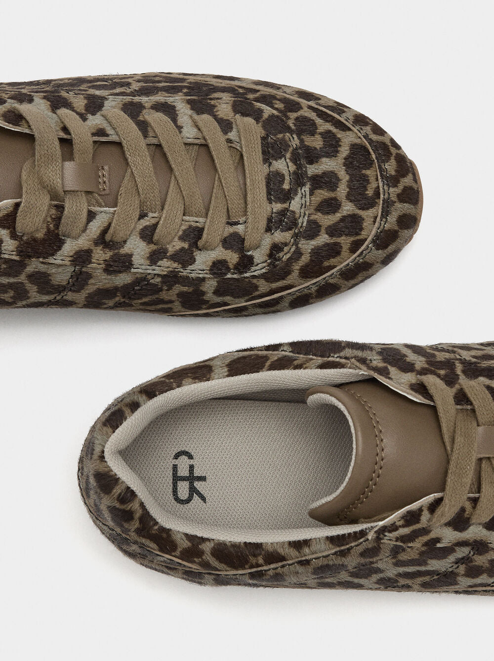 Sapatilhas de pele estampado animal