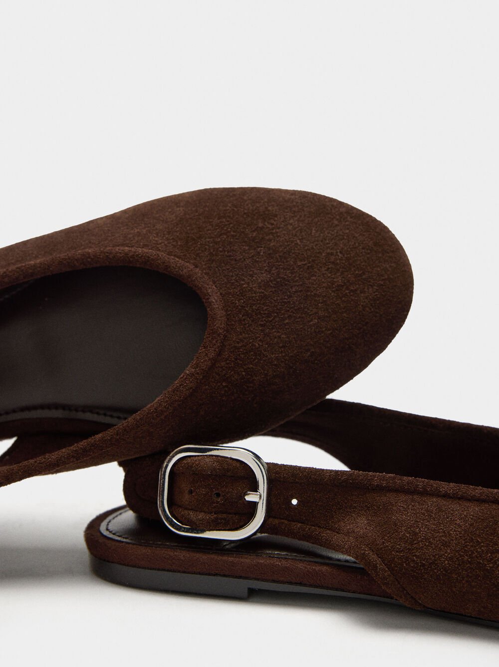 Sabrinas de pele tipo mules