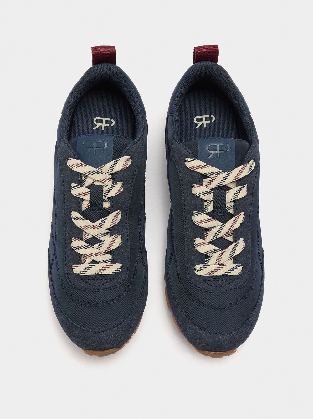 Sapatilhas contraste