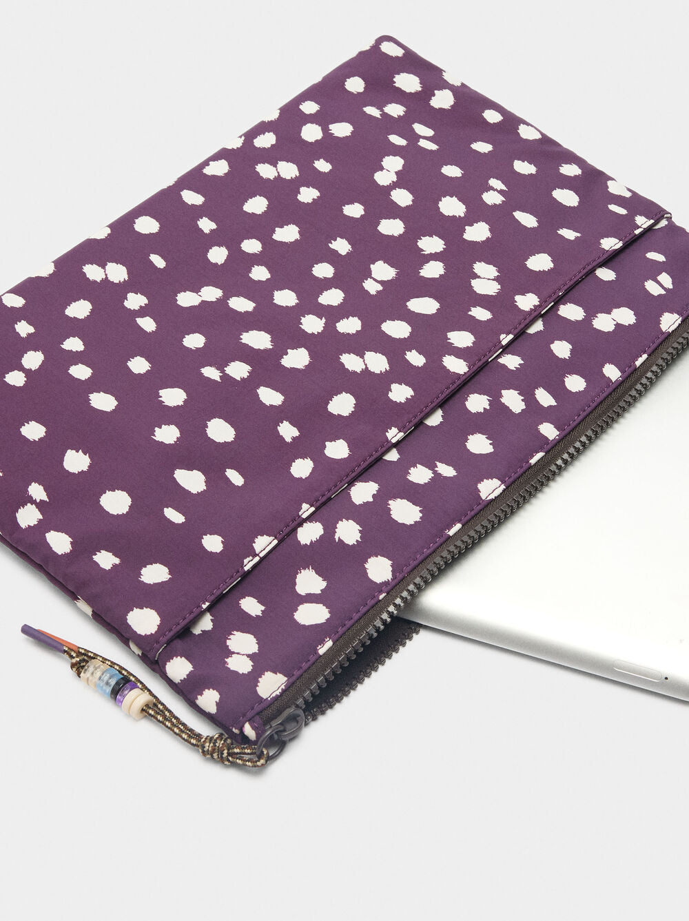 Capa estampada de nylon para tablet 13"