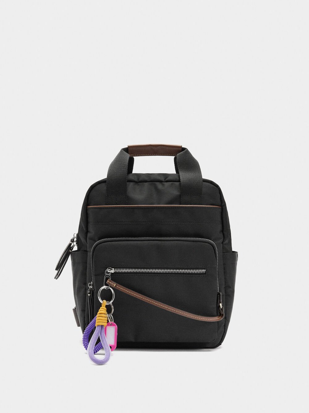 Mochila de nylon com penduro