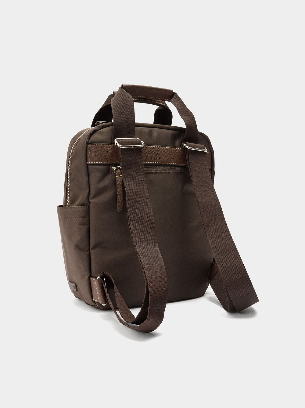 Mochila de nylon com penduro