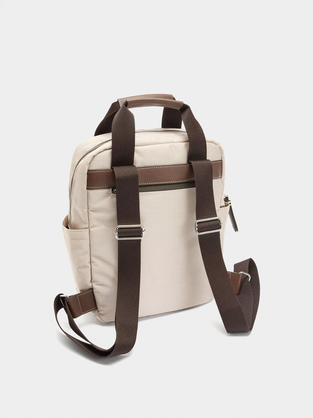 Mochila de nylon com penduro