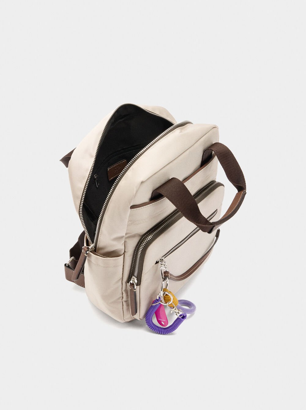 Mochila de nylon com penduro