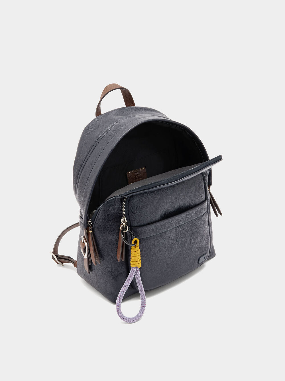 Mochila básica com penduro