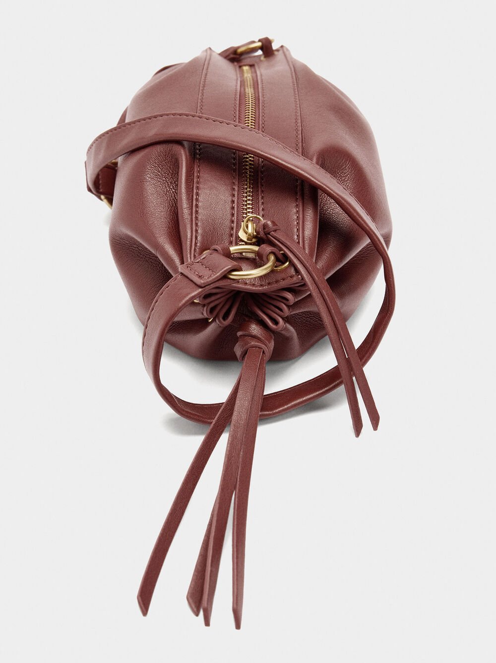 Mala tiracolo com franzidos