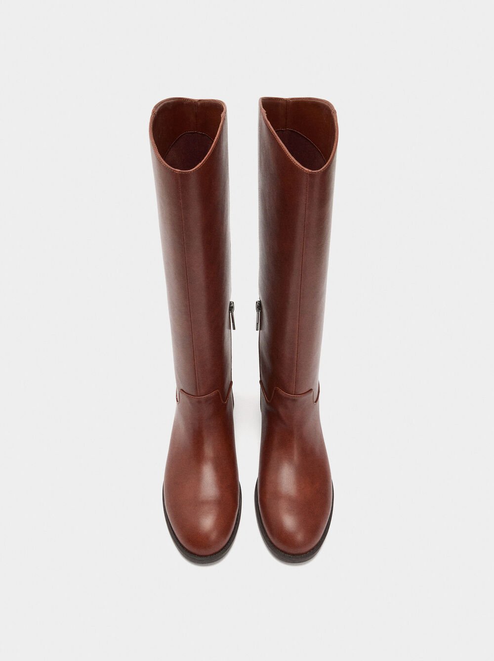 Botas de cano alto tacão baixo