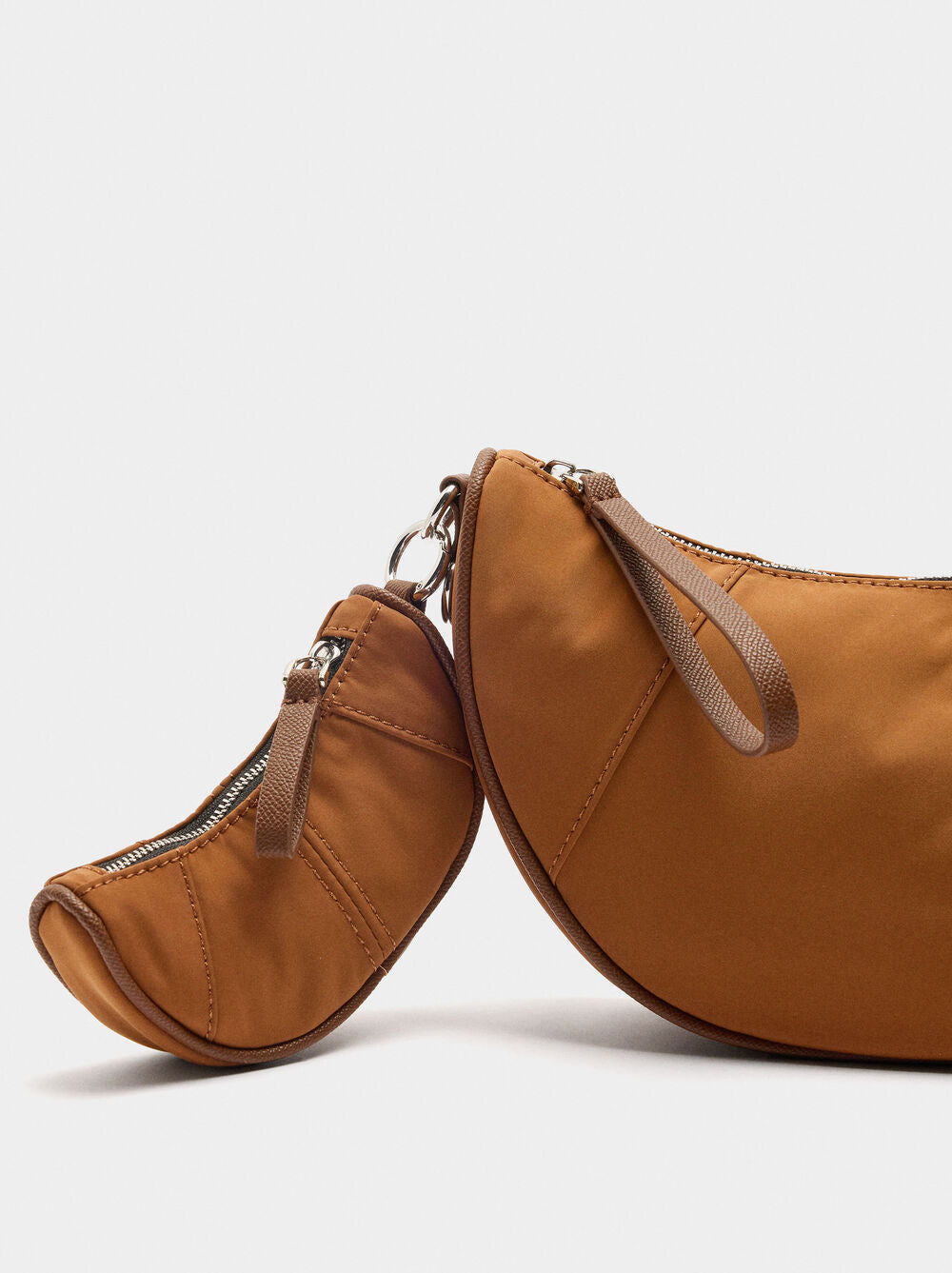 Mala tiracolo de nylon