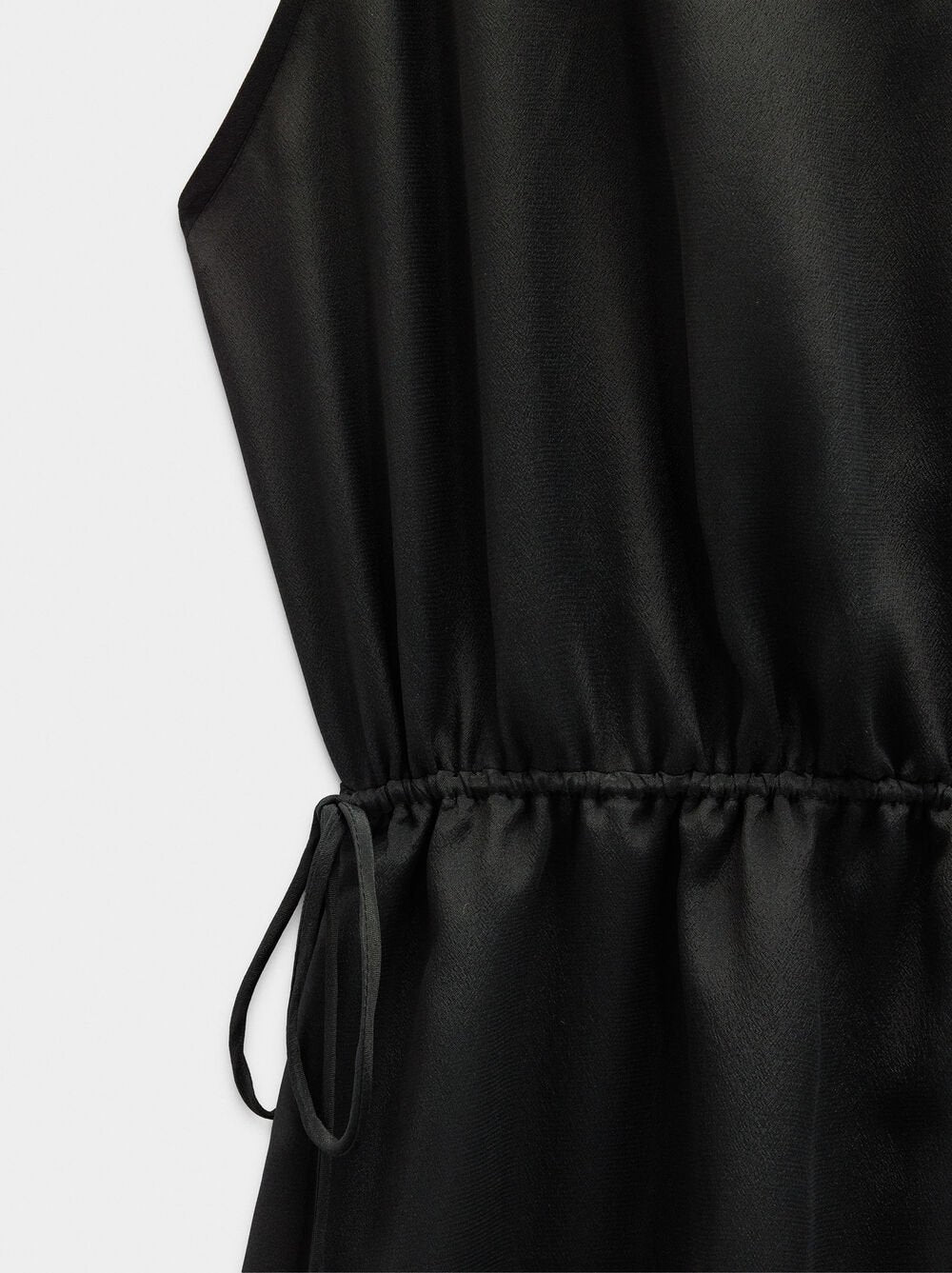 Vestido curto mistura de seda