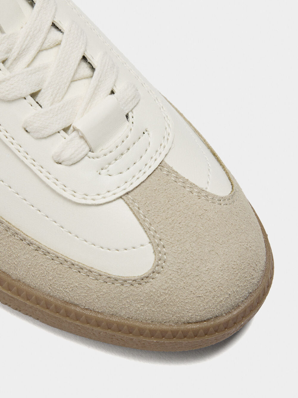 Sapatilhas contraste