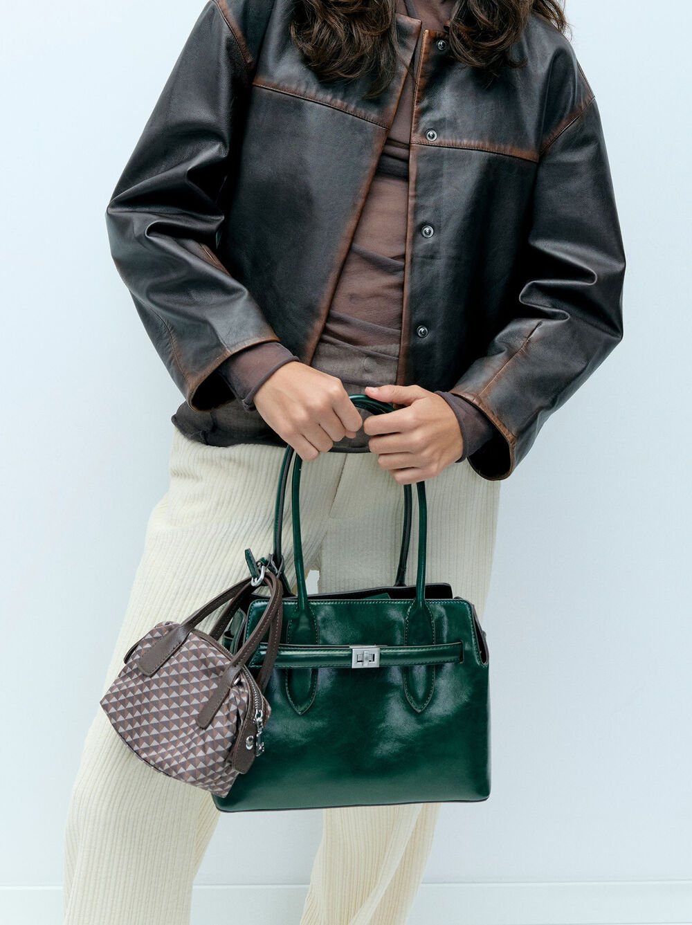 Mala tiracolo estampada de nylon