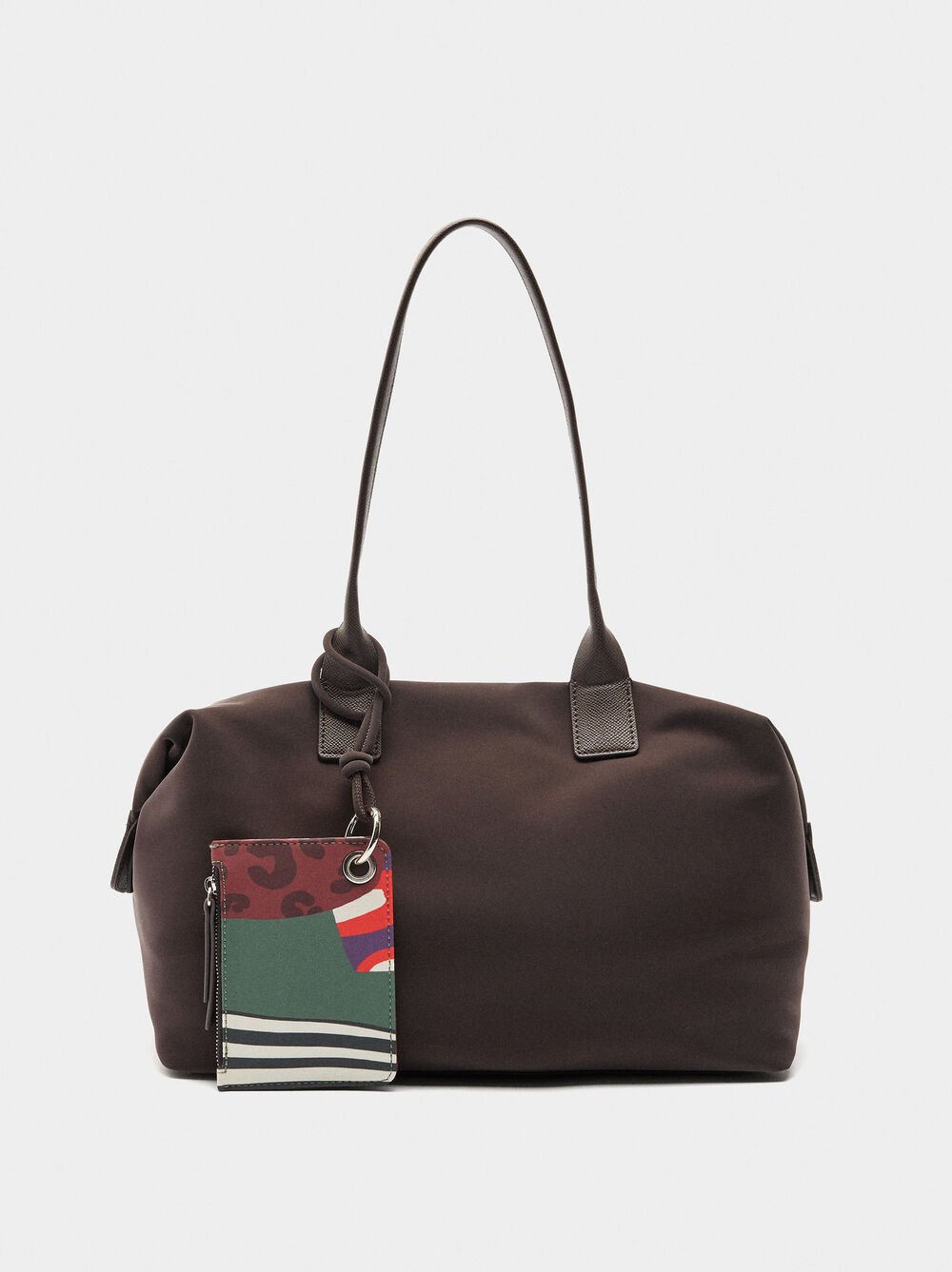 Mala shopper de textura suave com penduro