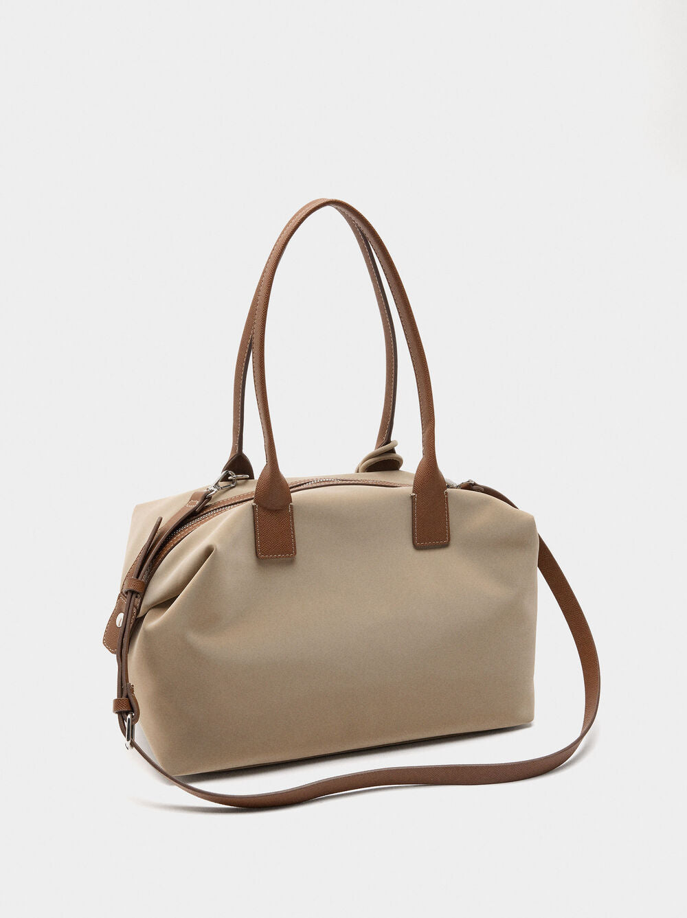 Mala shopper de textura suave com penduro