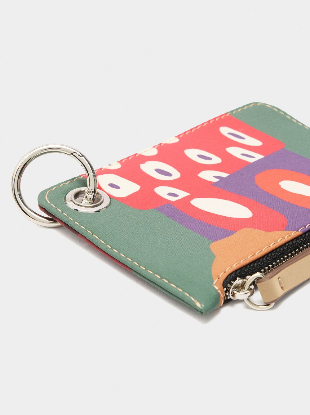 Mala shopper de textura suave com penduro