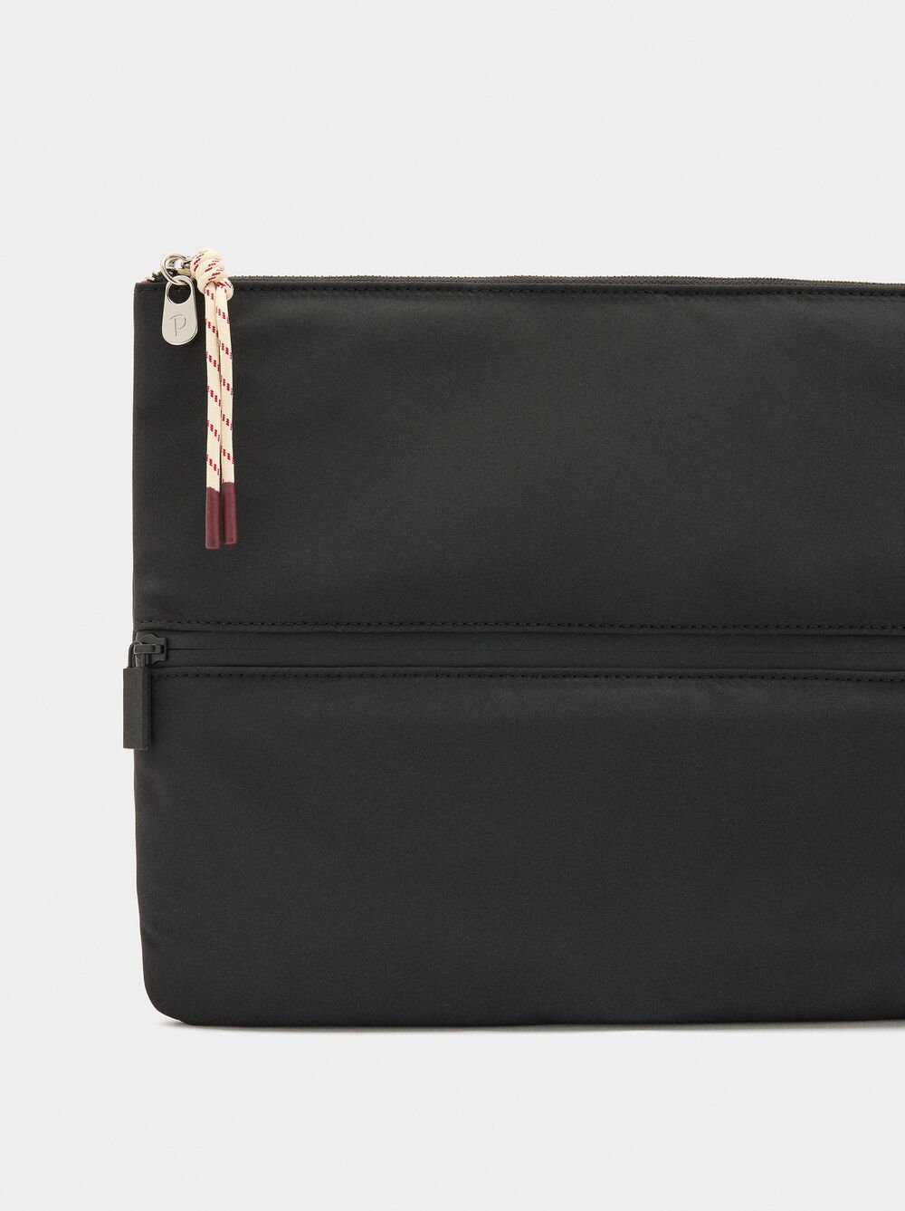 Capa de nylon para portátil com charm 13"