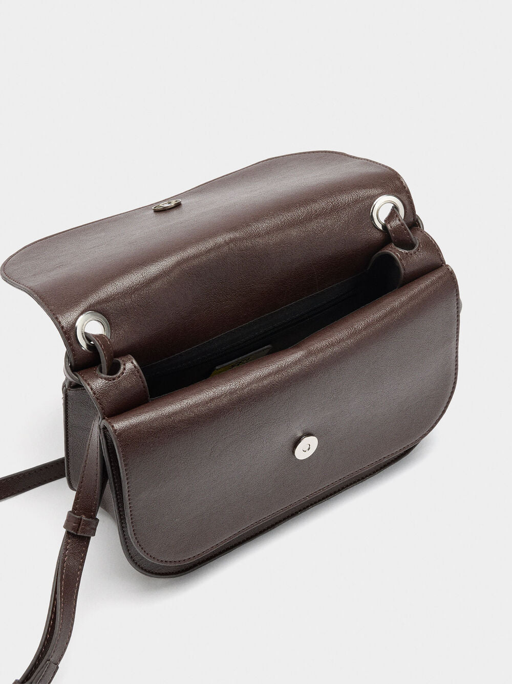 Mala tiracolo com aba dupla