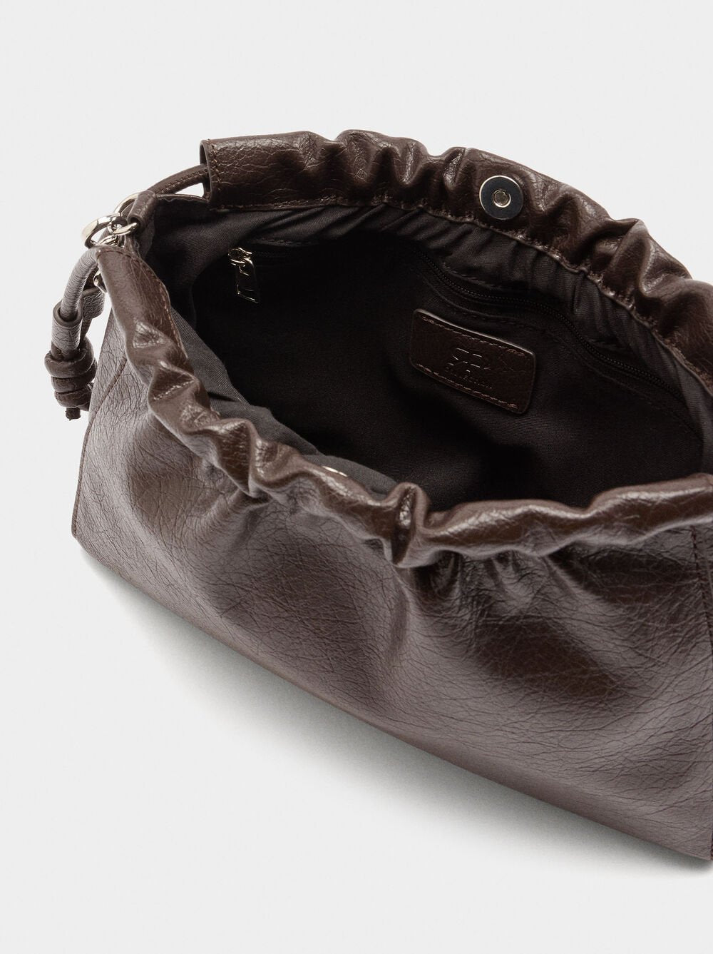 Mala tiracolo com franzido