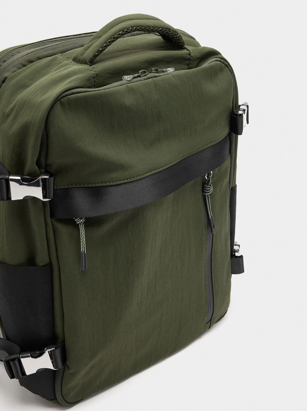 Mochila de cabine nylon extensível