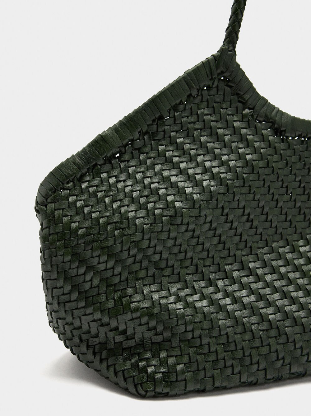 Mala shopper de pele entrançada