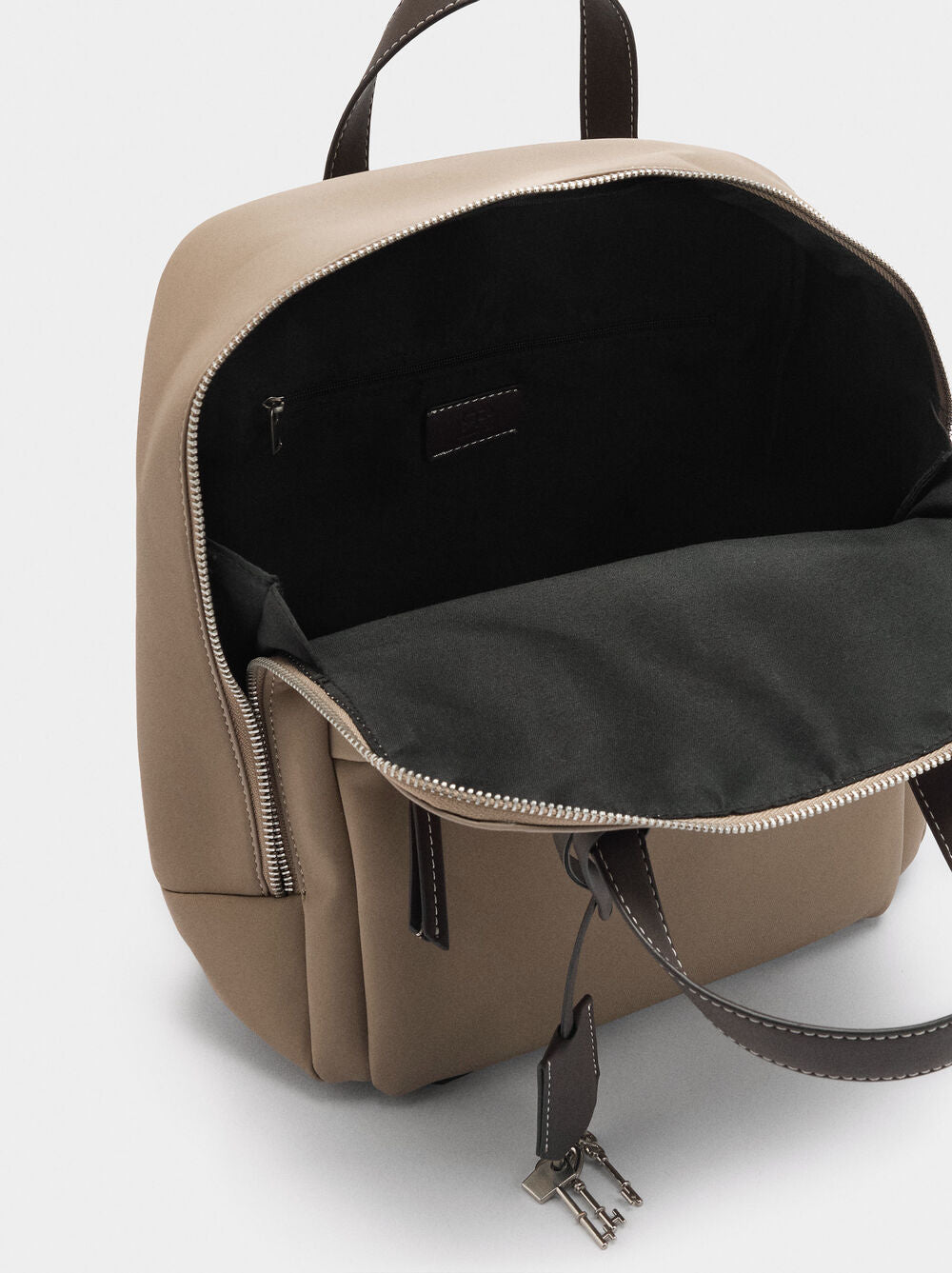 Mochila efeito nylon