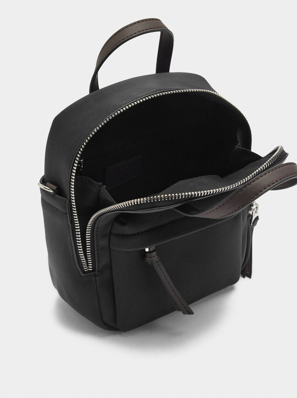 Mochila efeito nylon