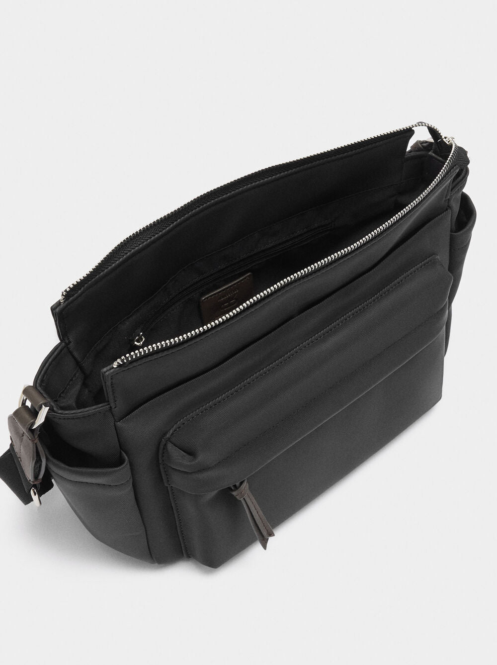 Mala tiracolo efeito nylon