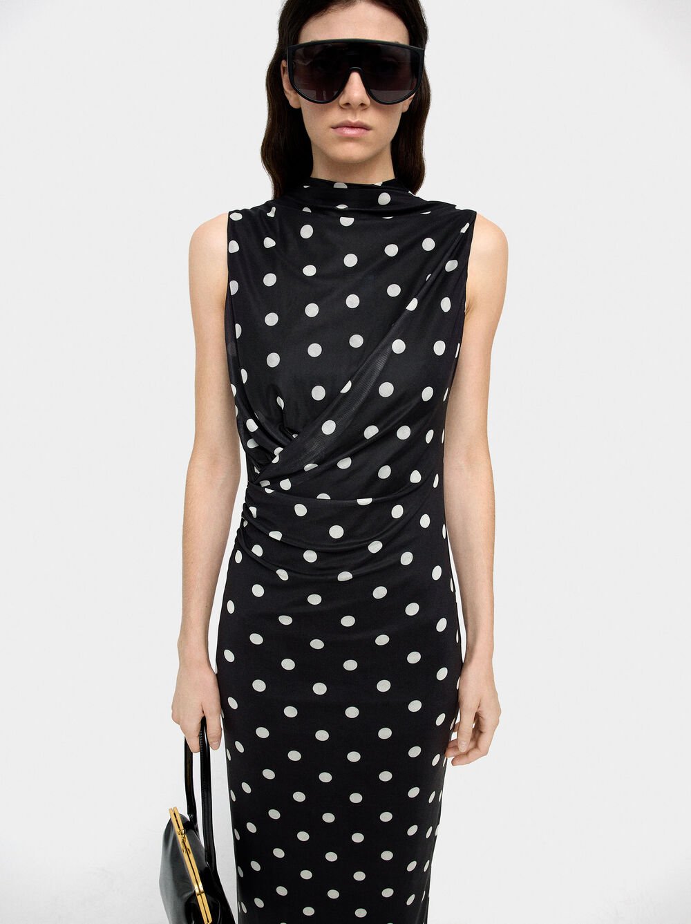 Vestido comprido de bolinhas