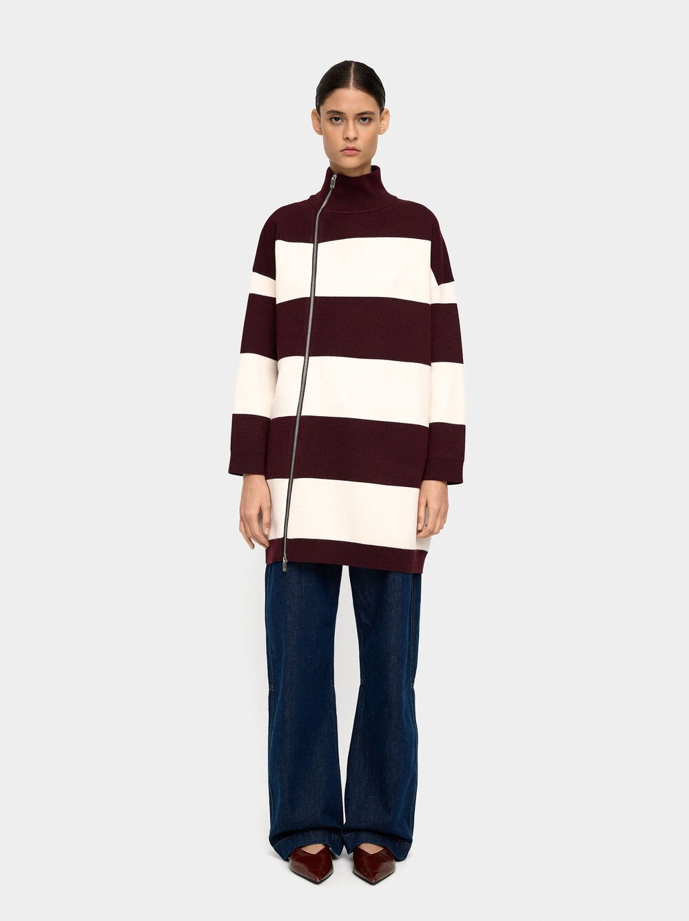 Vestido de malha às riscas