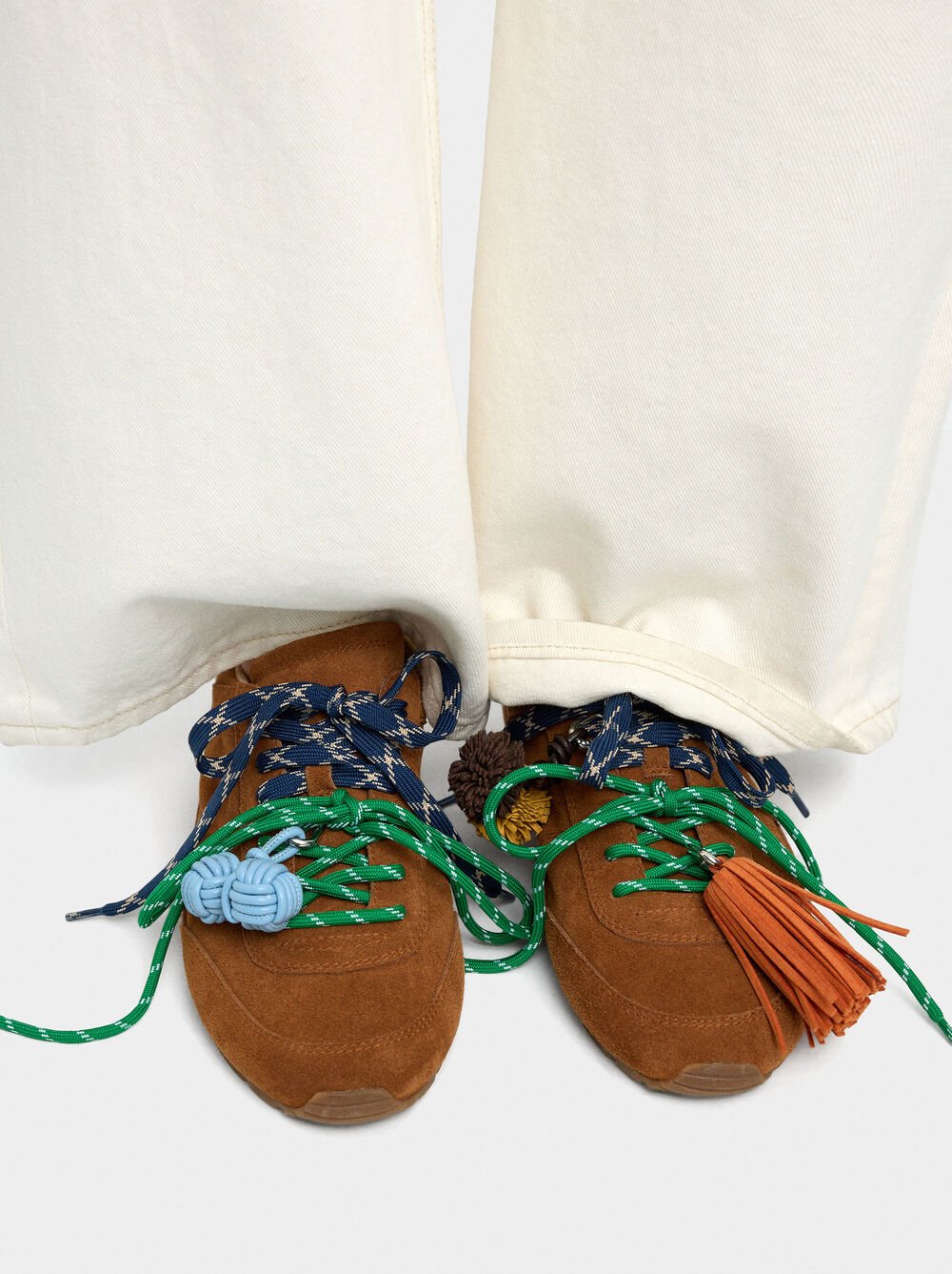 Atacadores com penduro